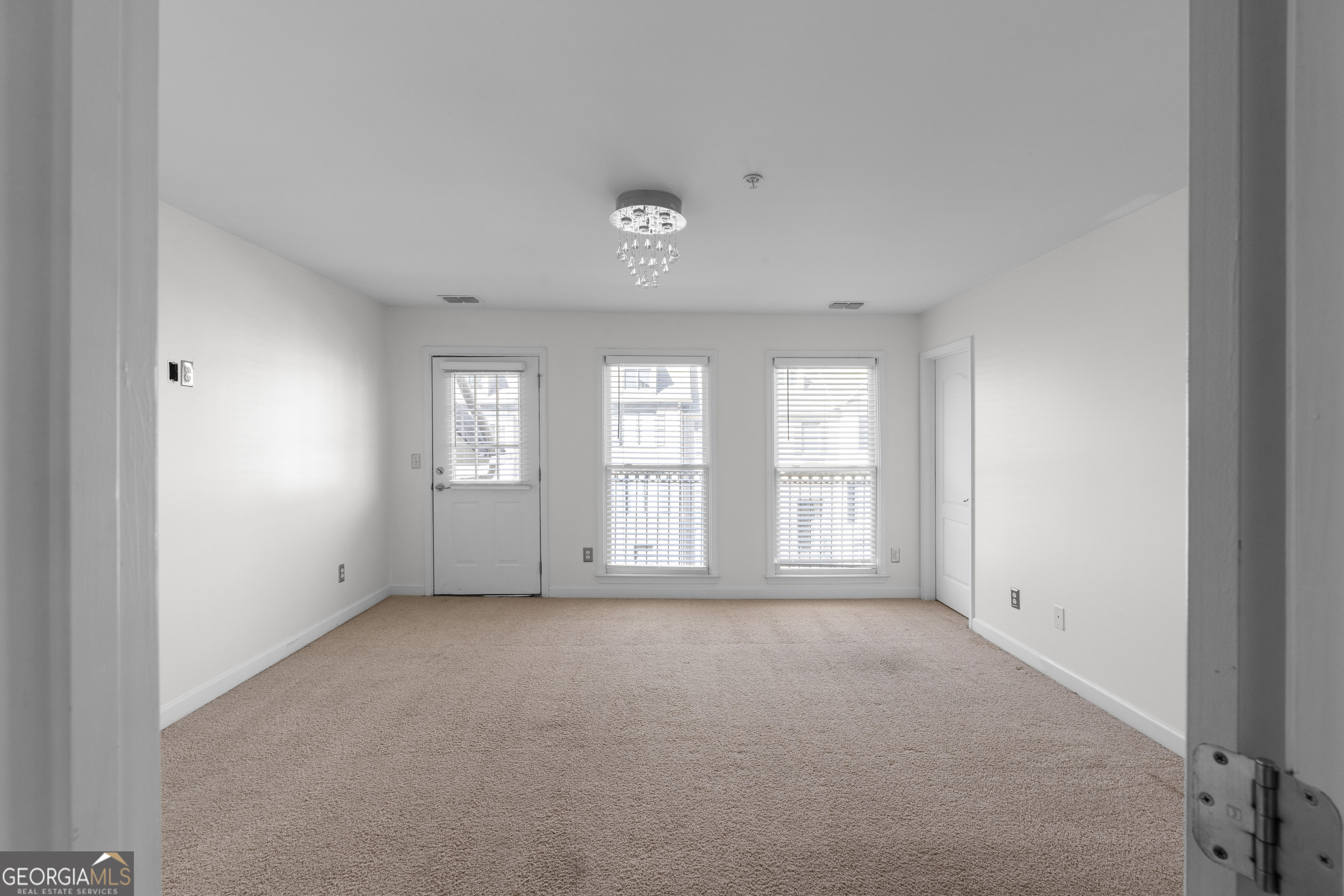 1165 Laurel Place SE