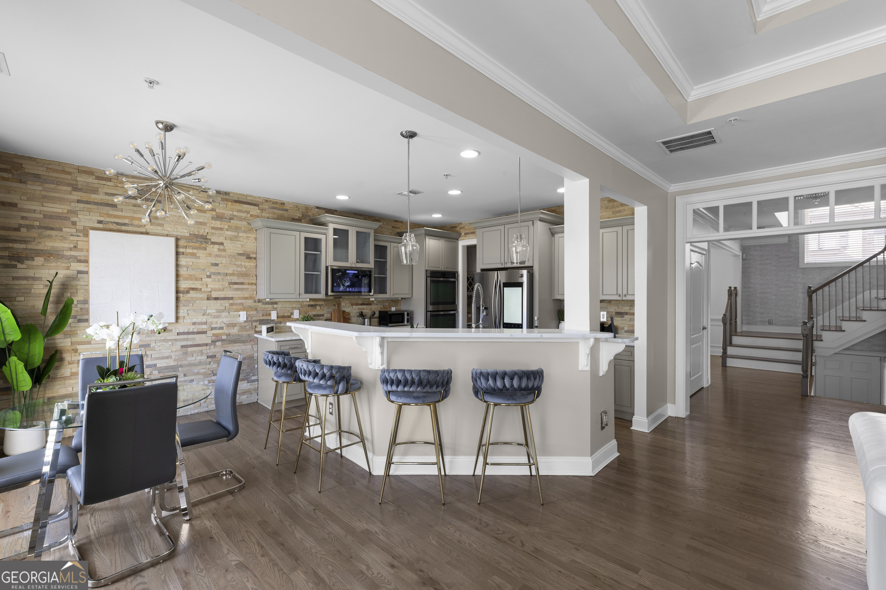 1165 Laurel Place SE