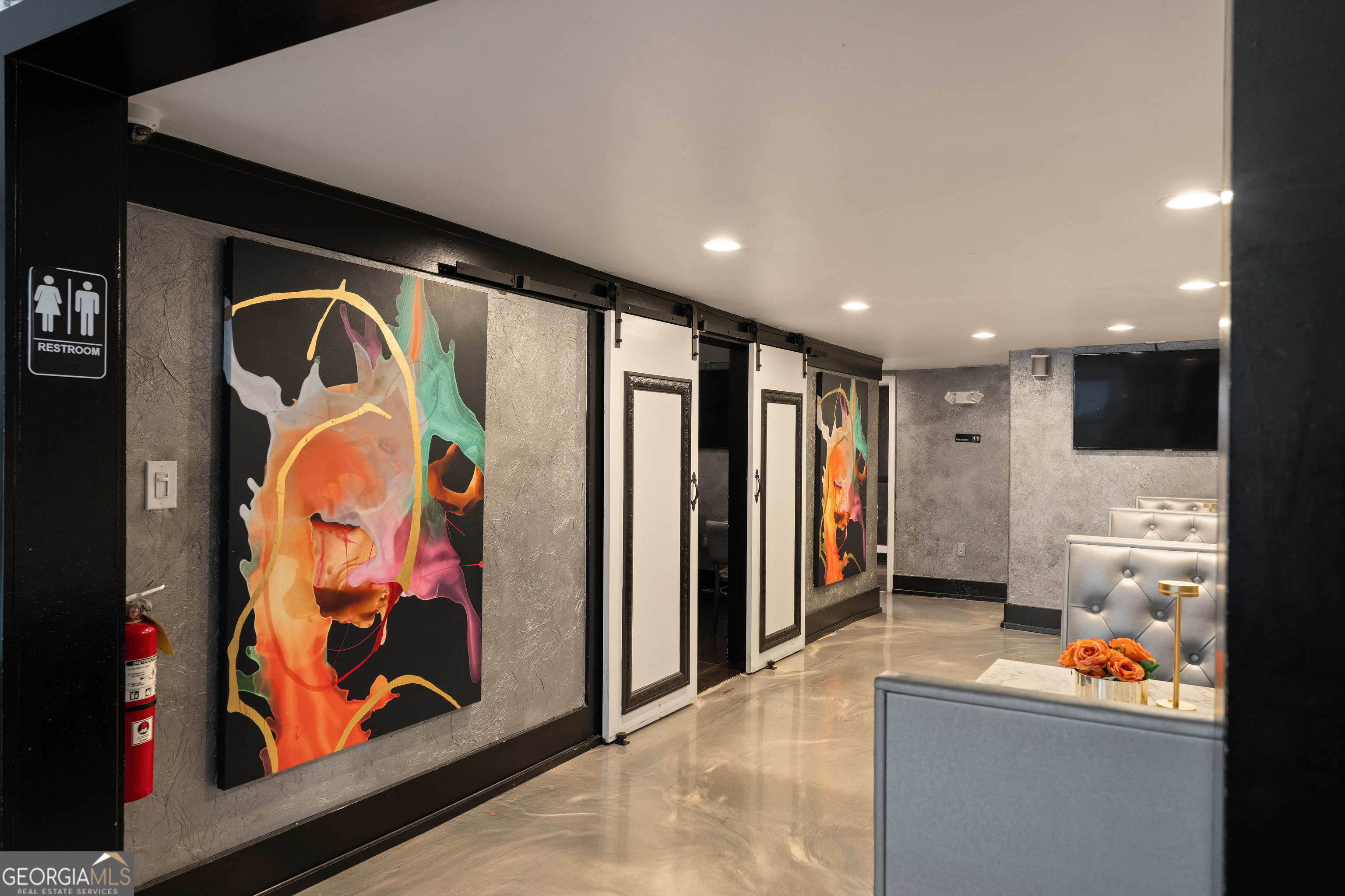 281 Peters Street SW