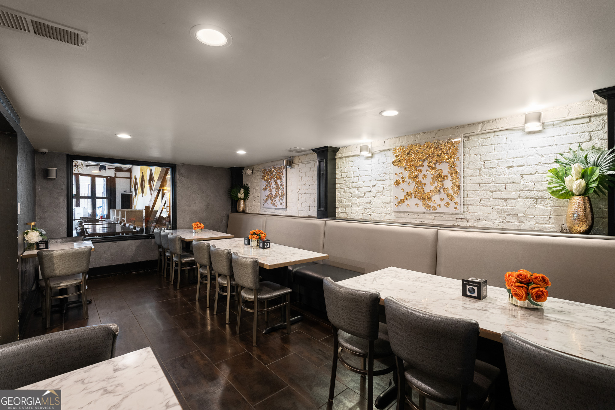 281 Peters Street SW