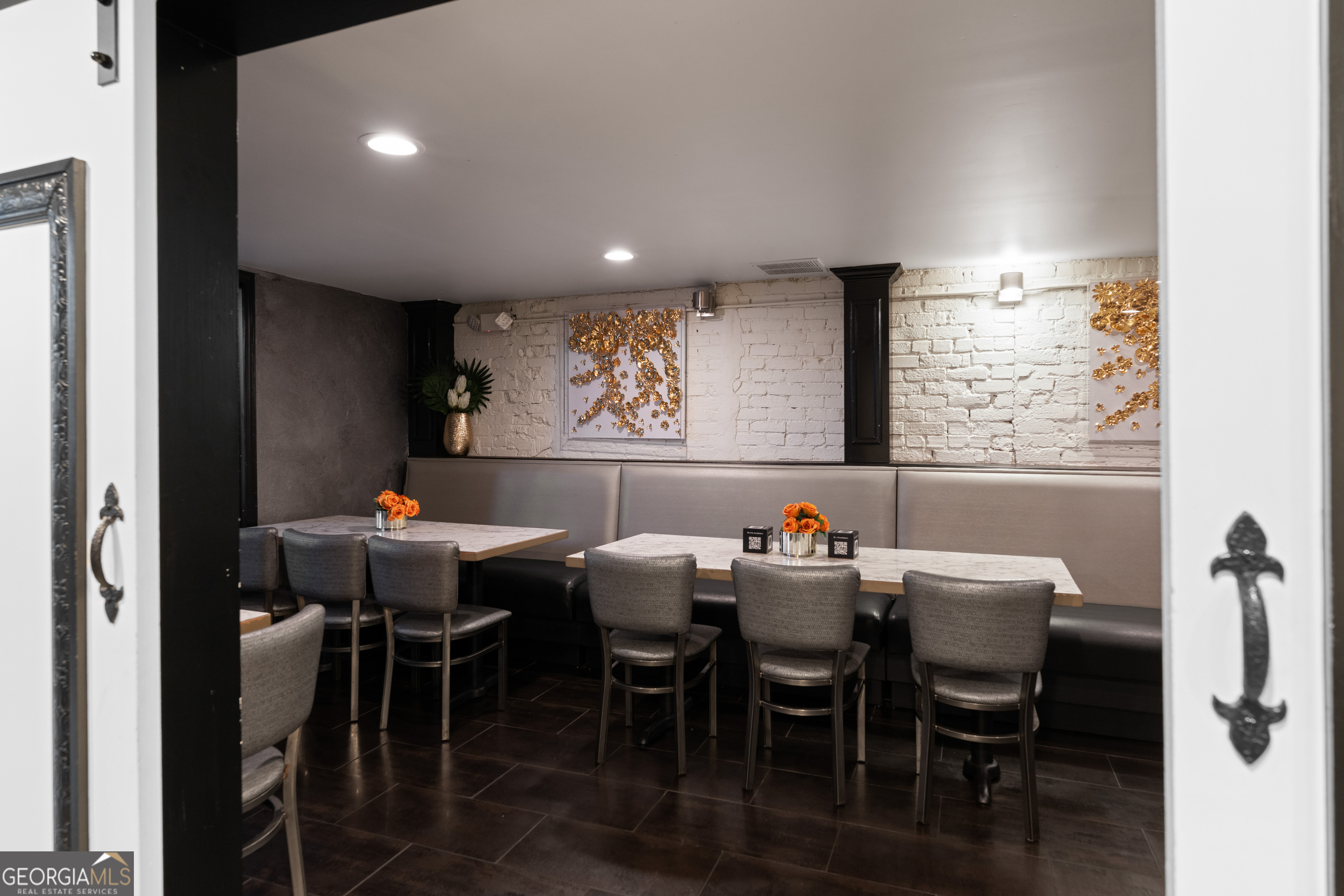 281 Peters Street SW