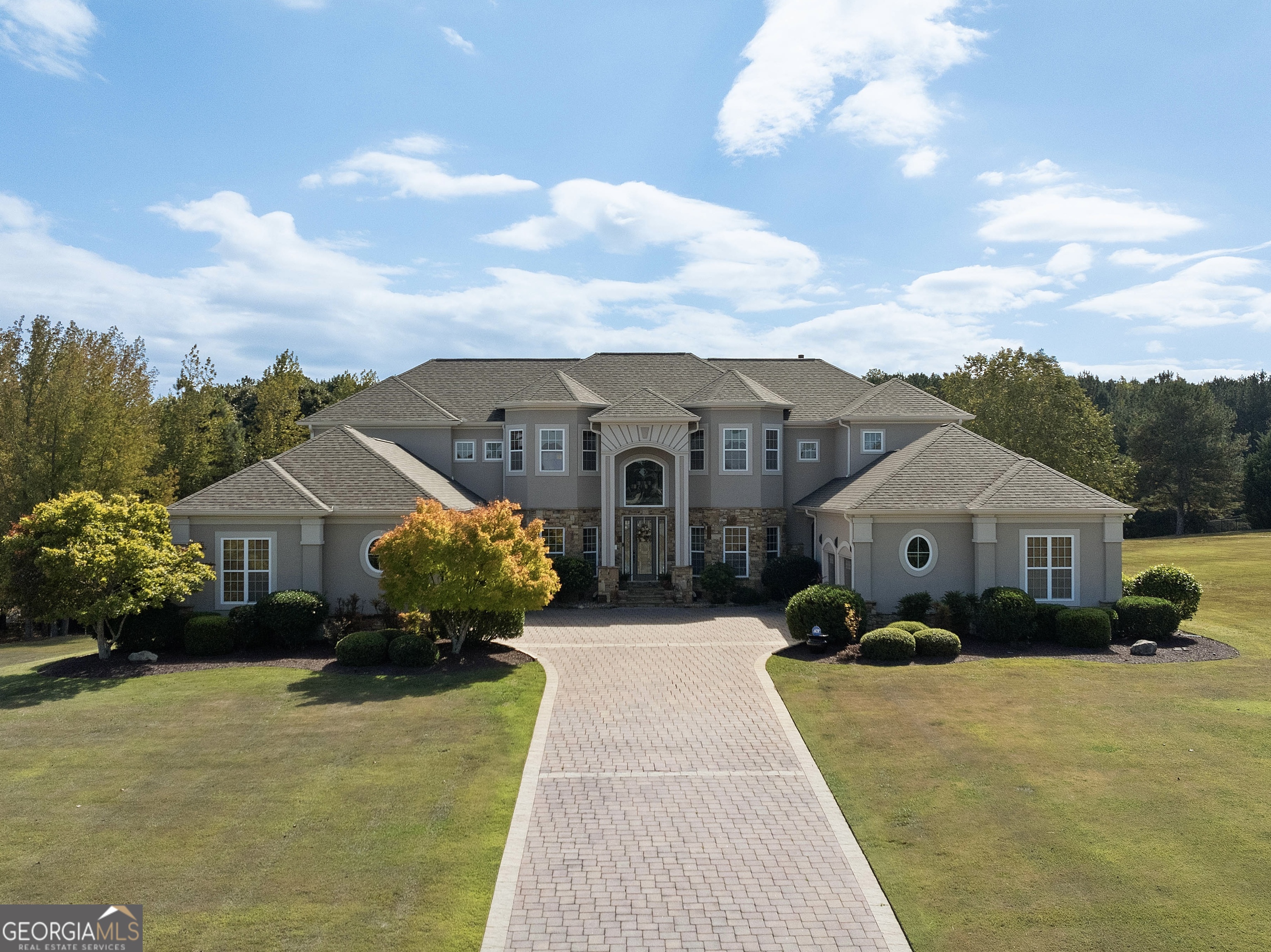 525 Waters Way