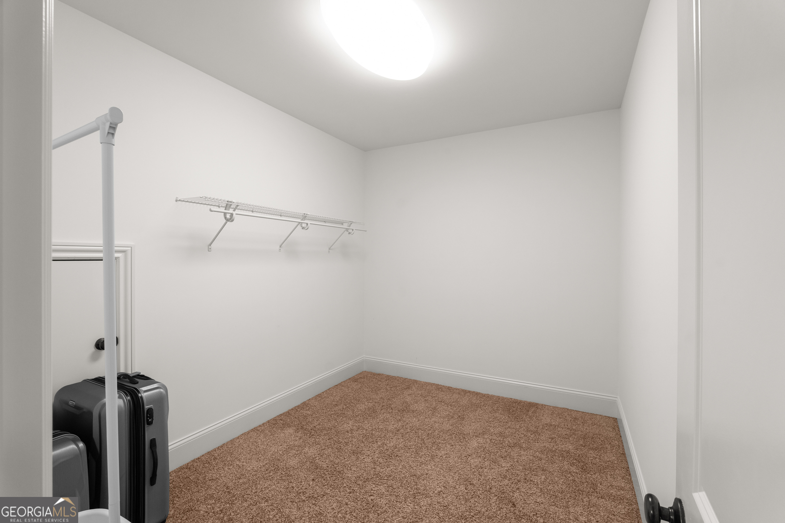 525 Waters Way