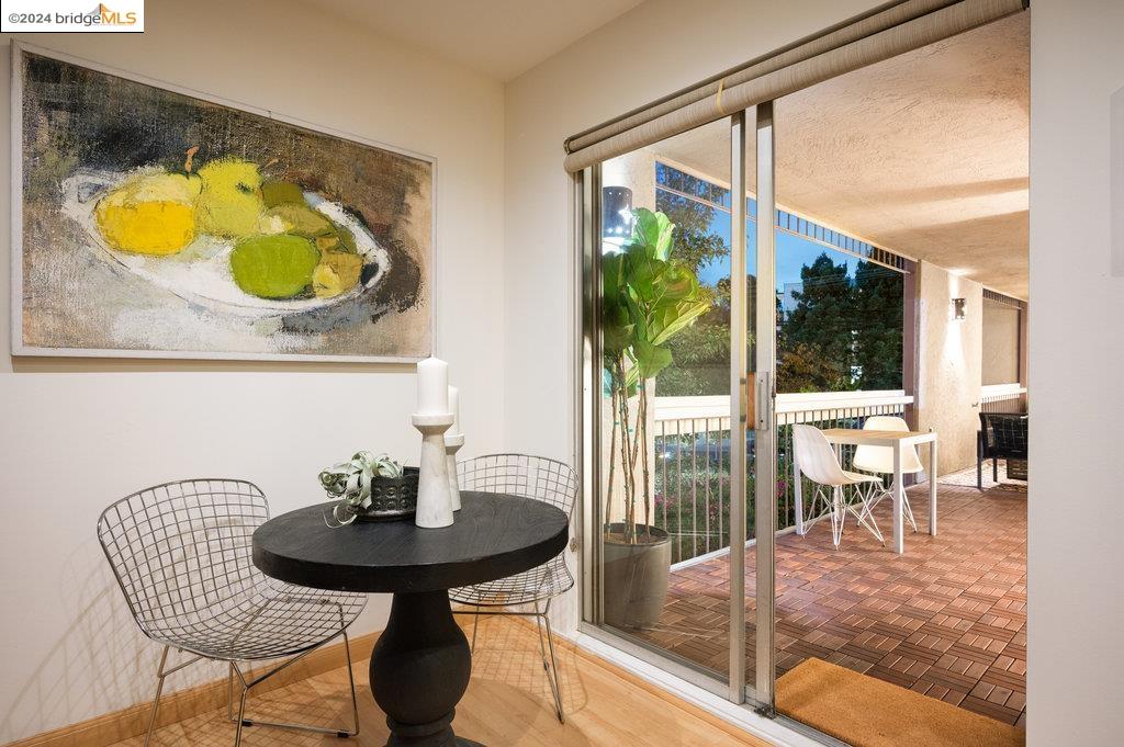 323 Monte Vista Ave # 210