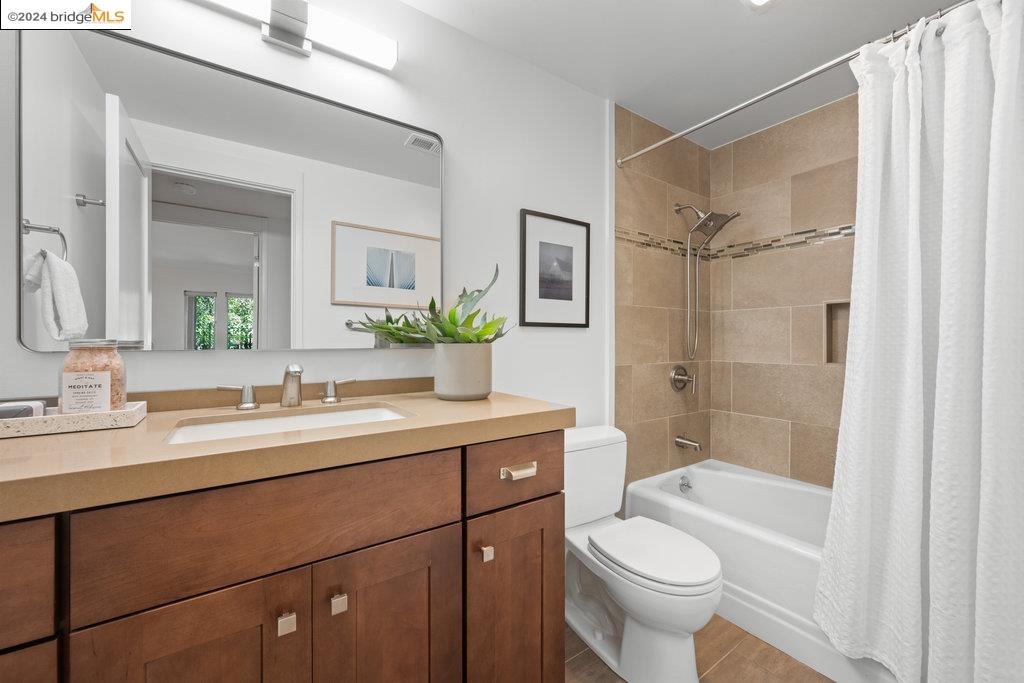 323 Monte Vista Ave # 210