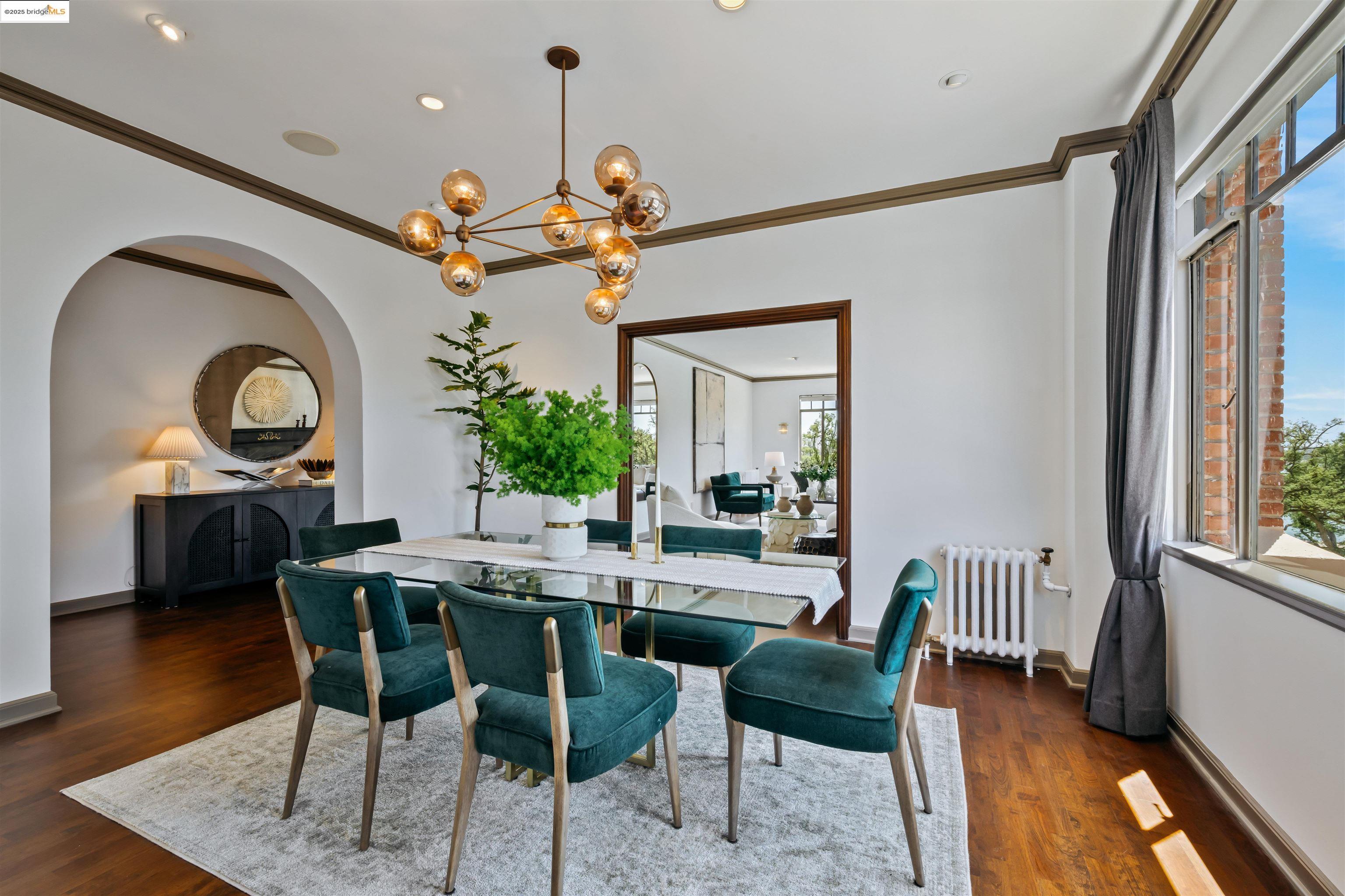 492 Staten Ave # 301