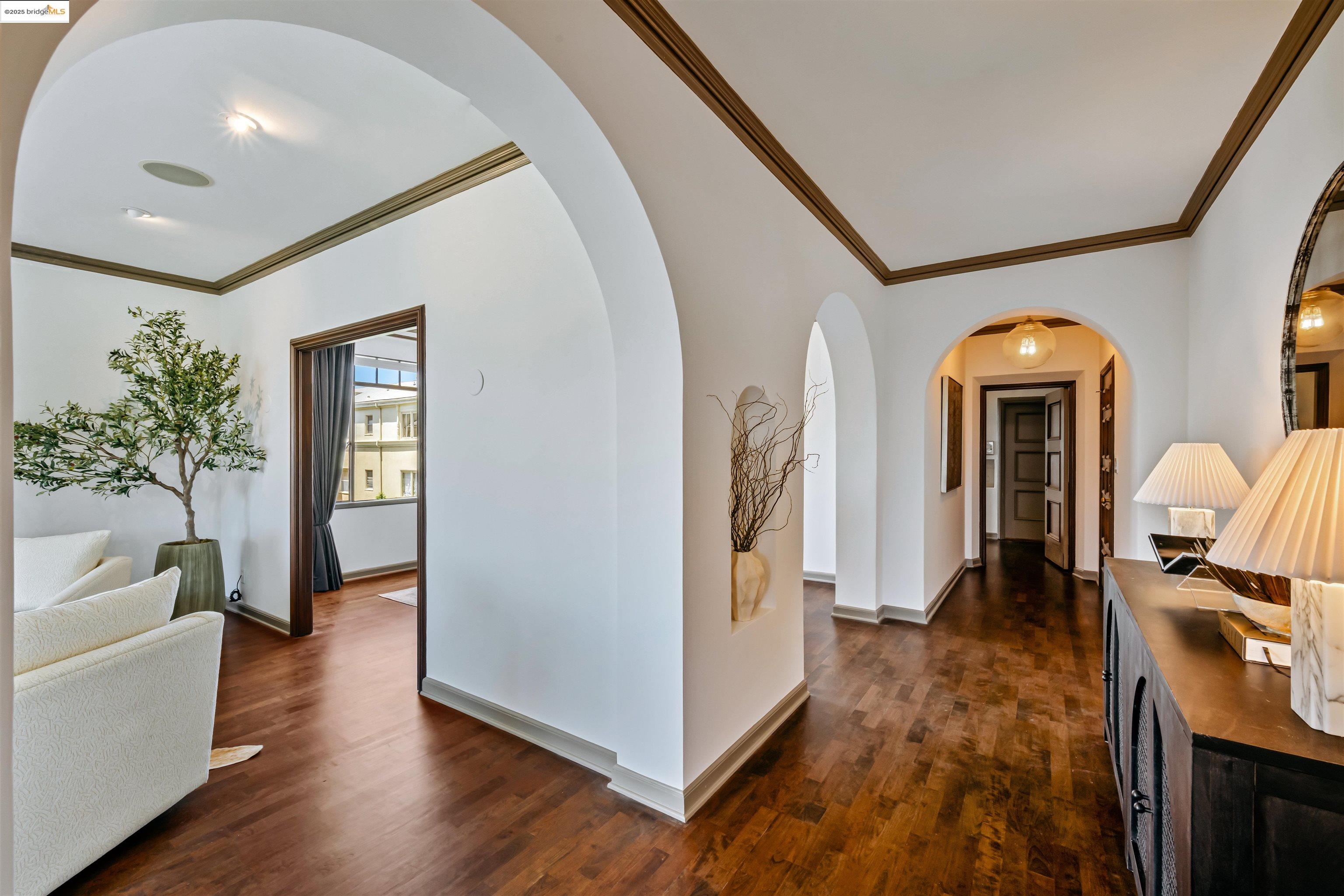 492 Staten Ave # 301