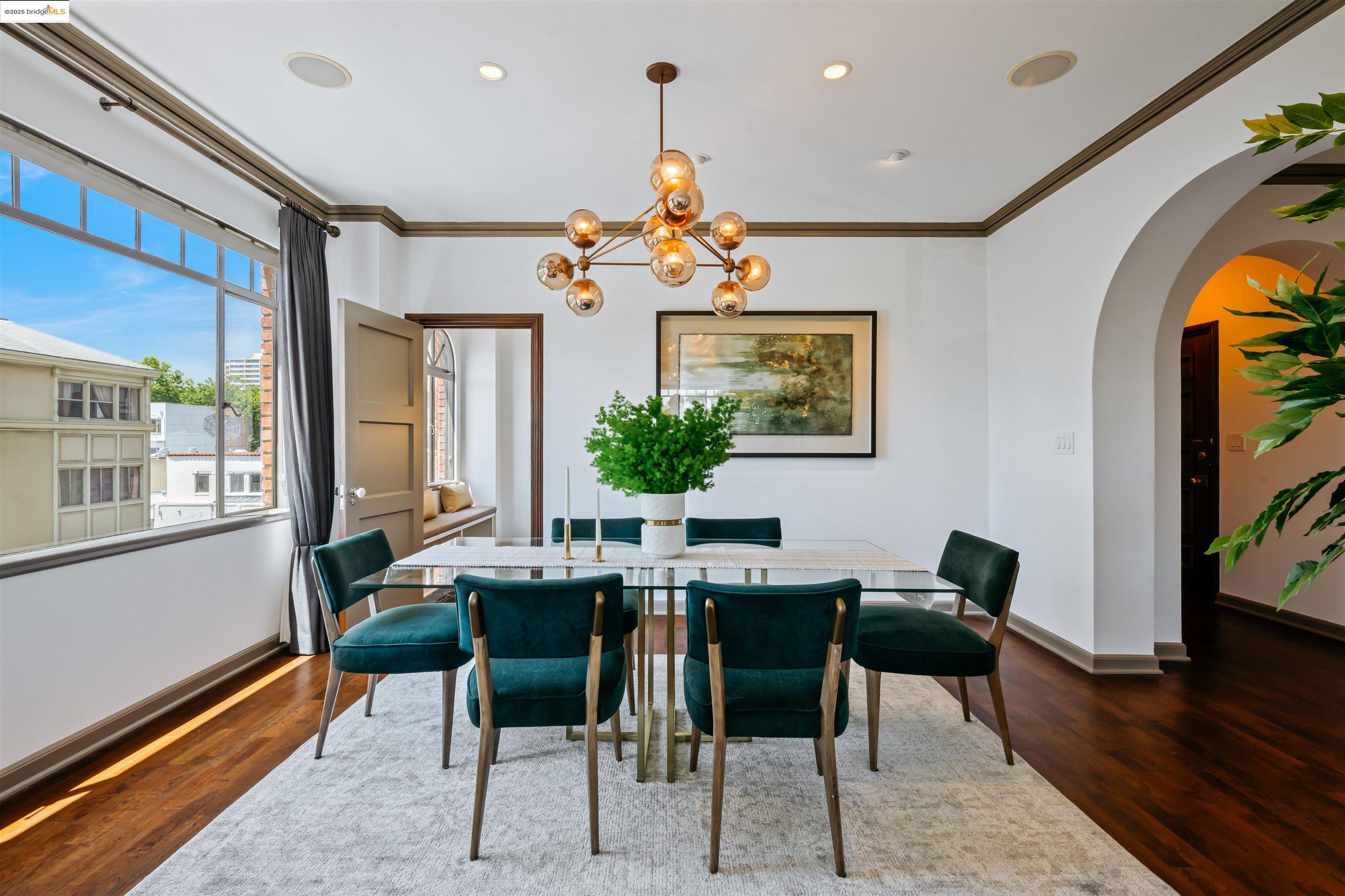 492 Staten Ave # 301