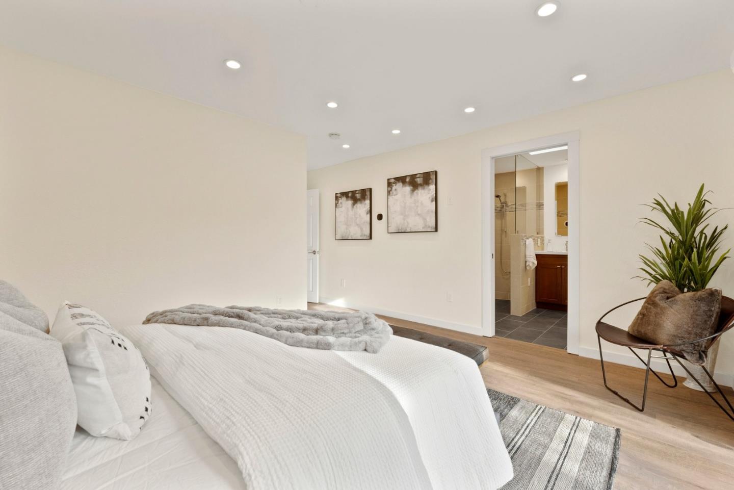 1651 Beach Park BLVD