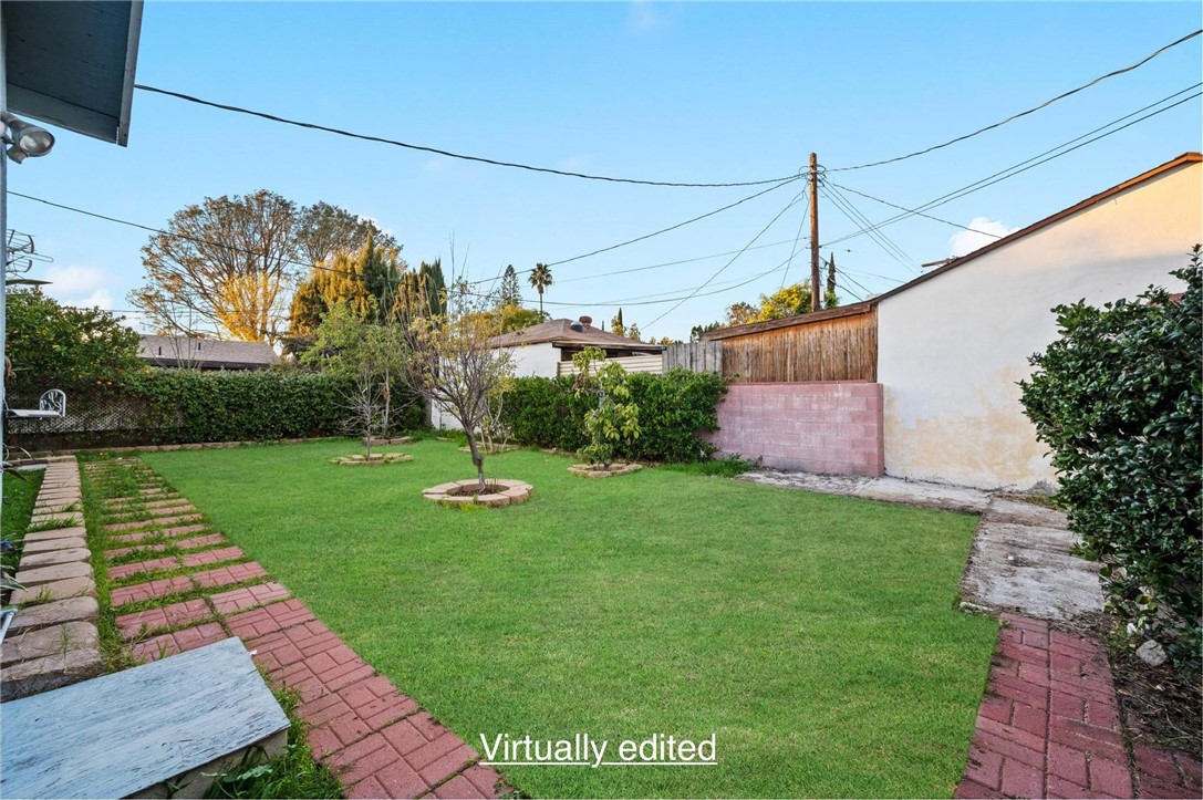 12635 Gilmore Street