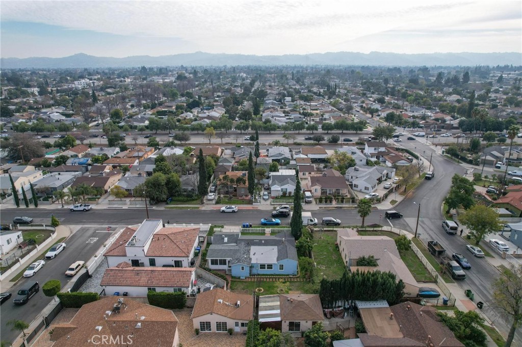 12635 Gilmore Street