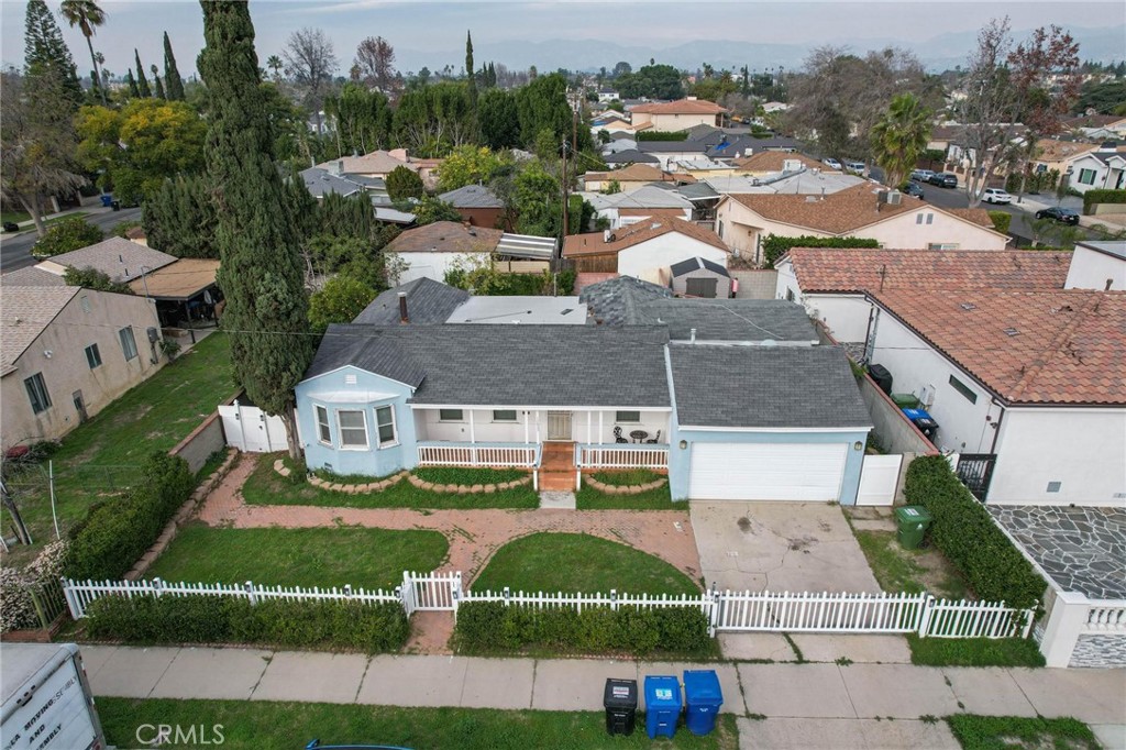 12635 Gilmore Street