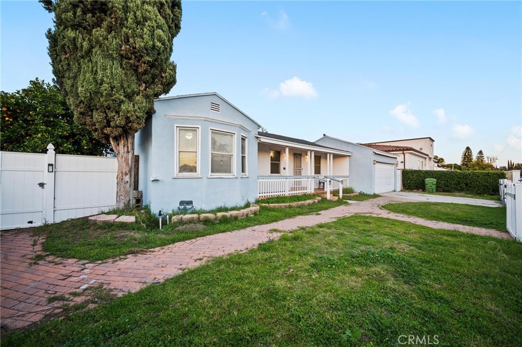 12635 Gilmore Street