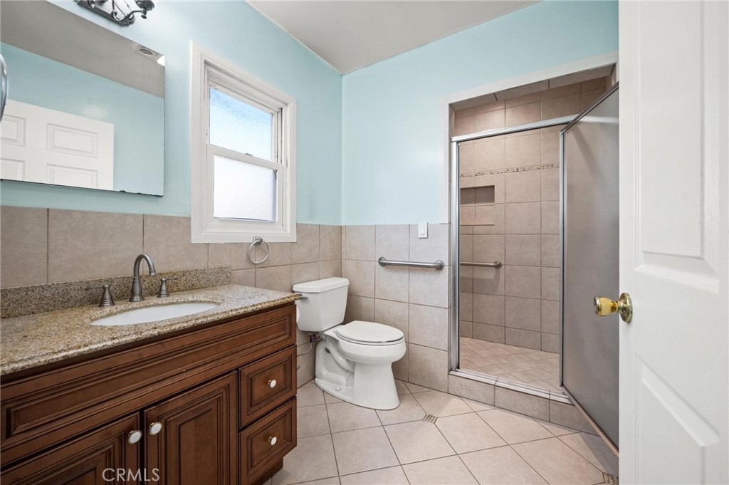 12635 Gilmore Street