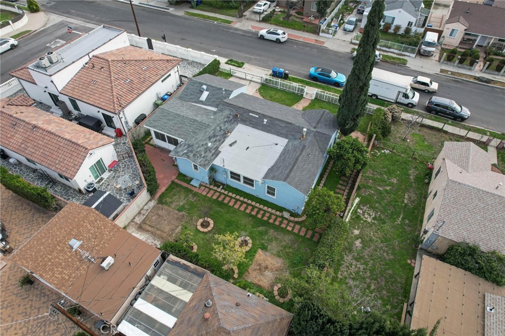 12635 Gilmore Street