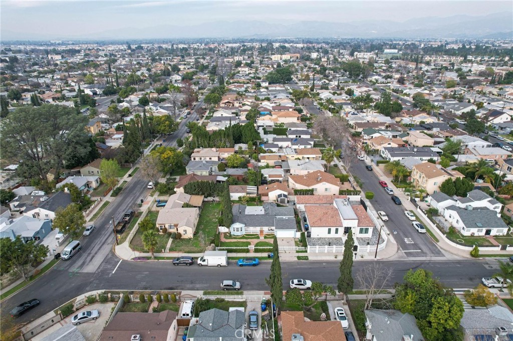 12635 Gilmore Street