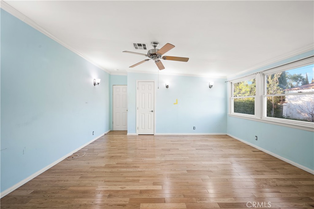 12635 Gilmore Street