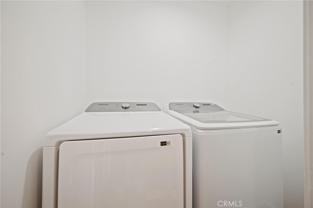 13510 Kittridge Street