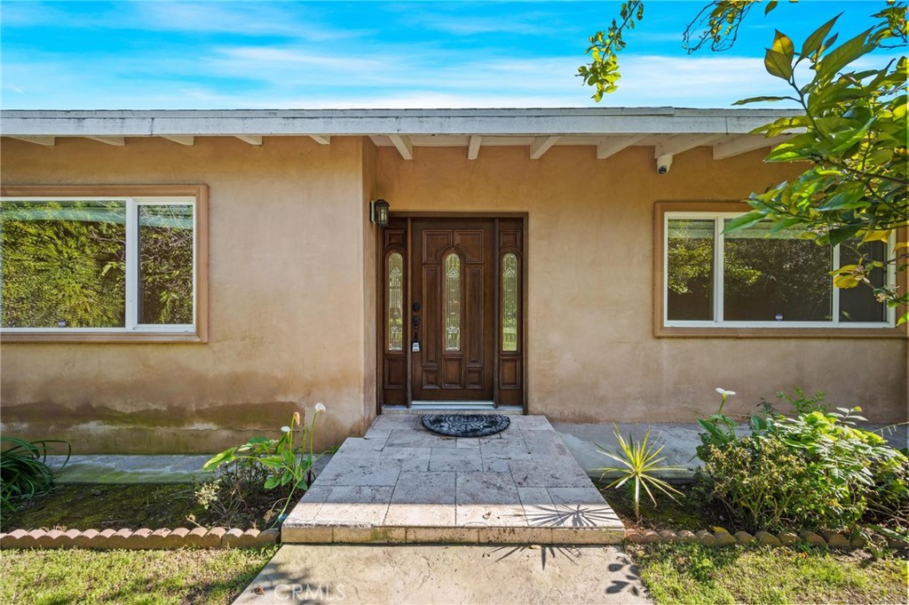 13510 Kittridge Street