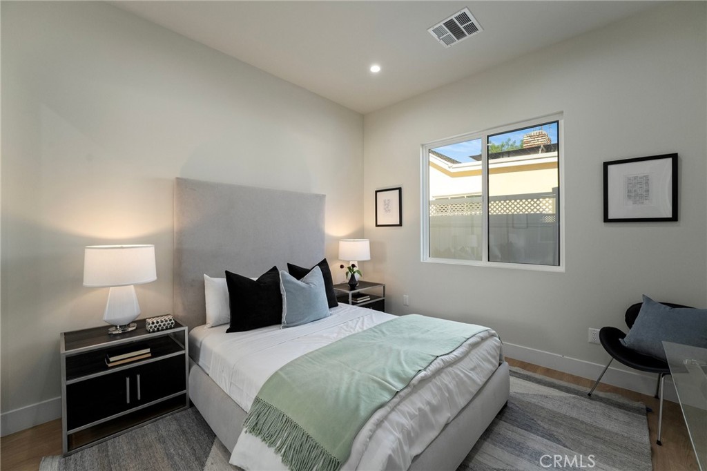 13614 Emelita Street