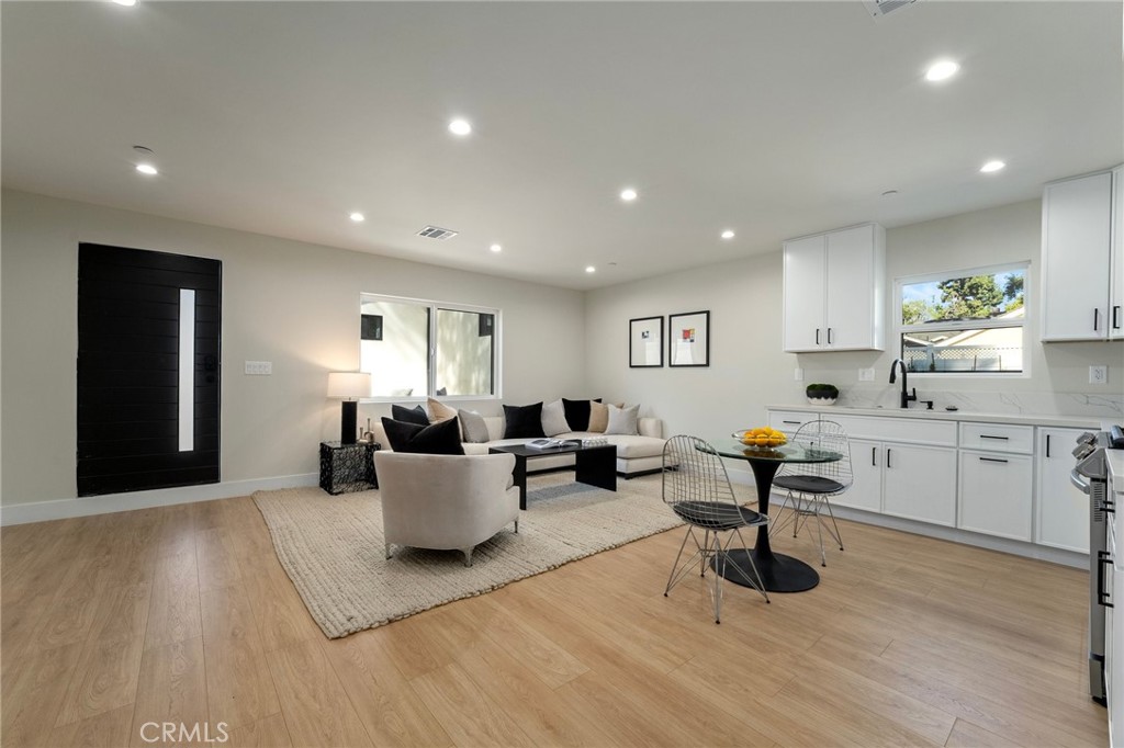 13614 Emelita Street