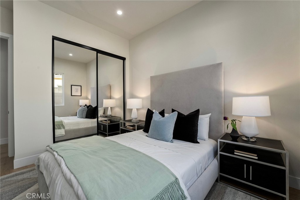 13614 Emelita Street