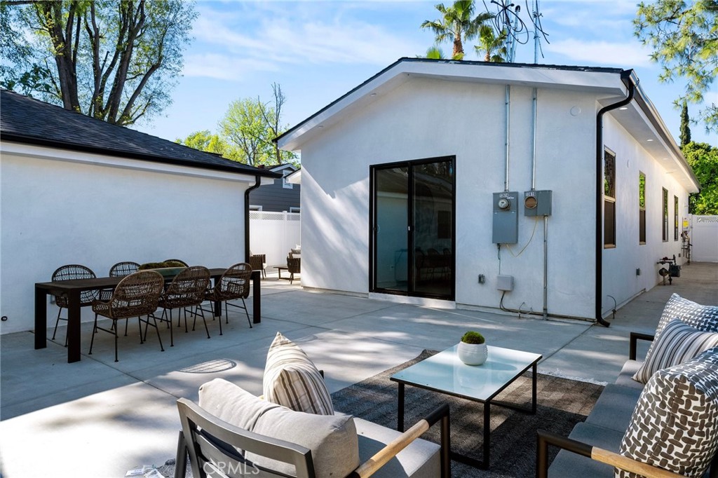 13614 Emelita Street