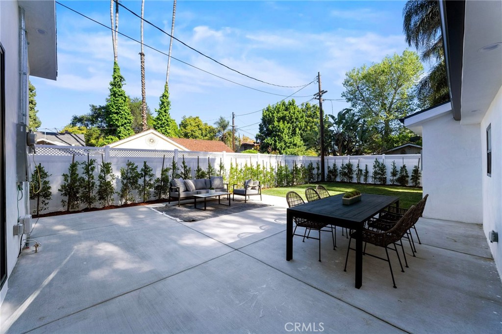 13614 Emelita Street