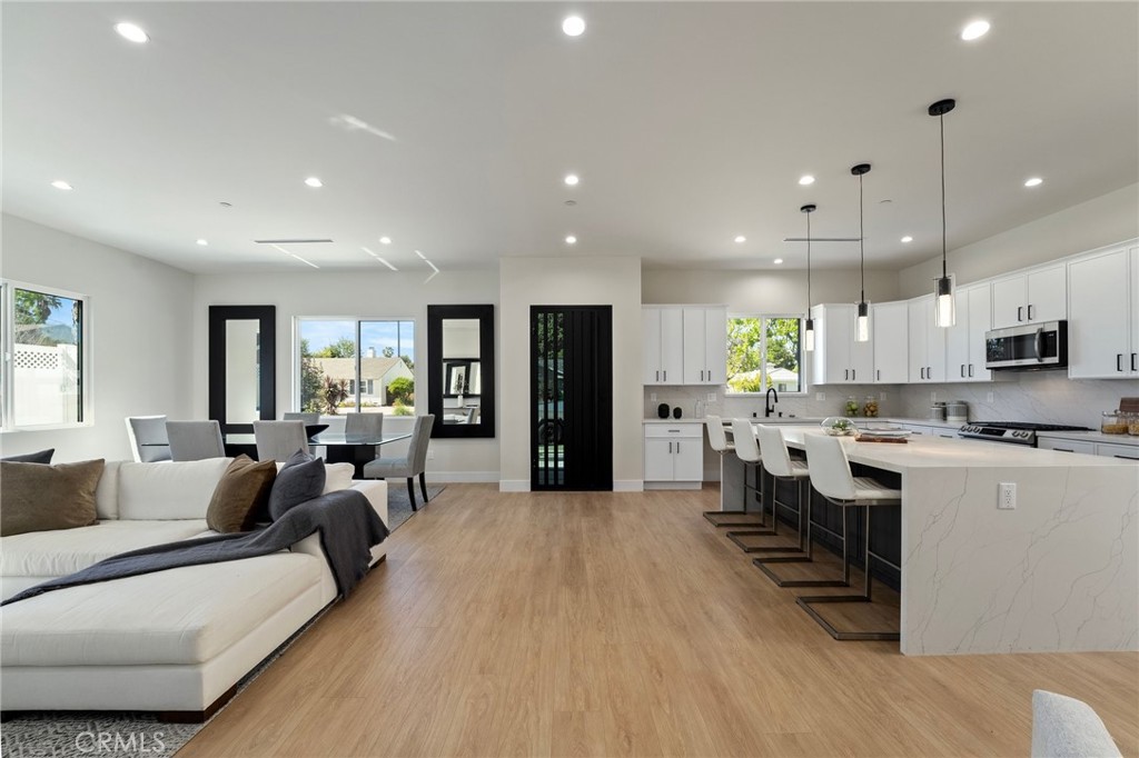 13614 Emelita Street