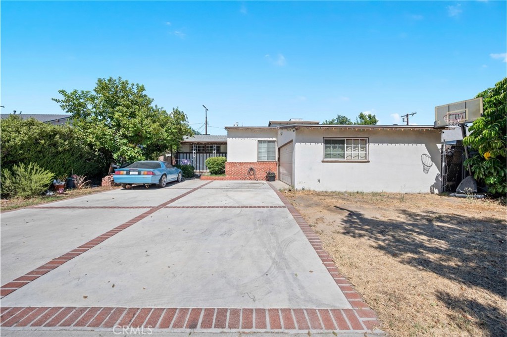 9168 Vena Avenue