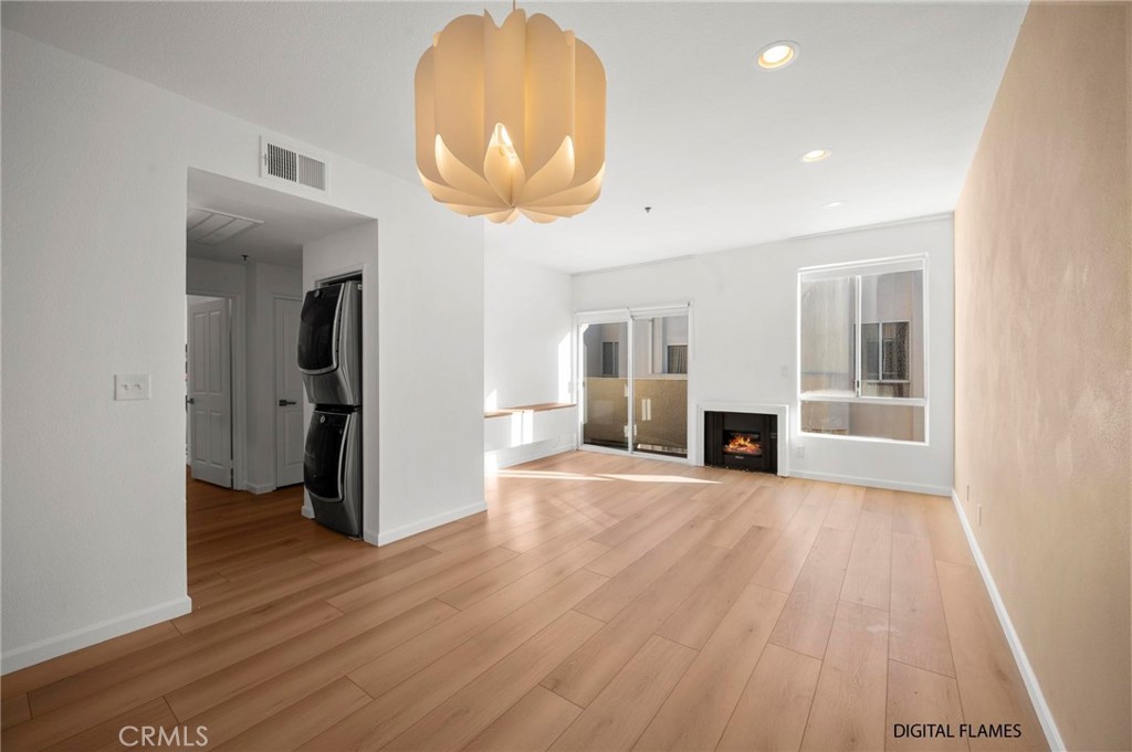 19350 Sherman Way 338