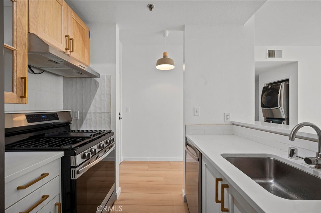 19350 Sherman Way 338