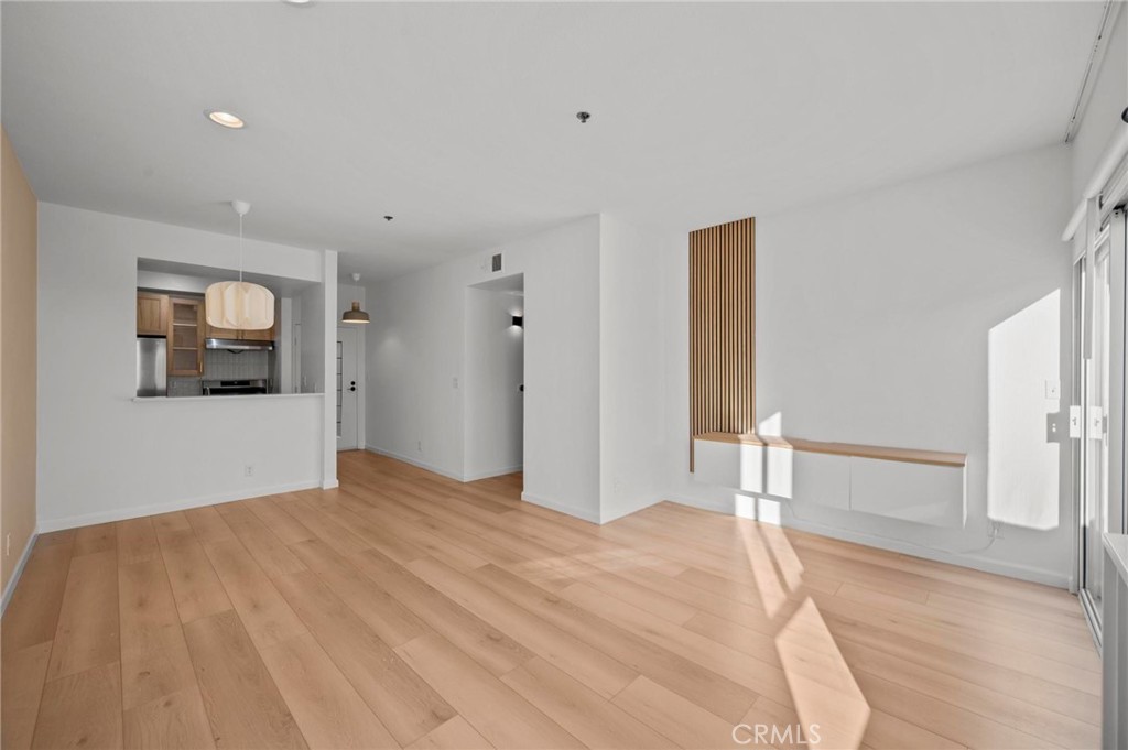 19350 Sherman Way 338