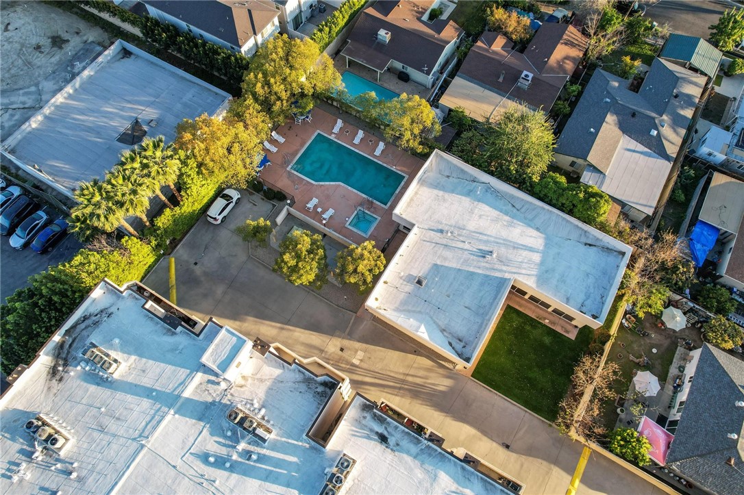 19350 Sherman Way 338