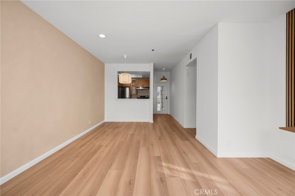 19350 Sherman Way 338