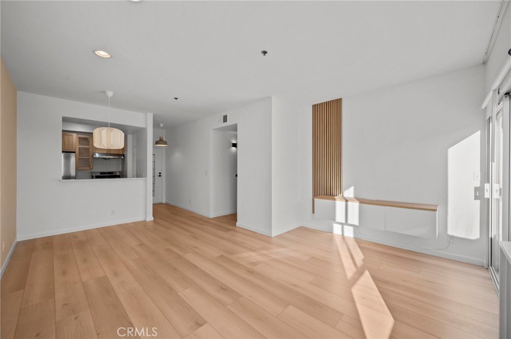 19350 Sherman Way 338