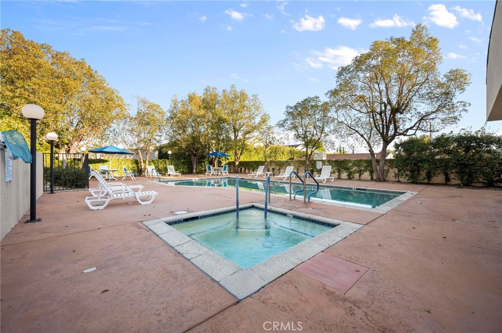 19350 Sherman Way 338