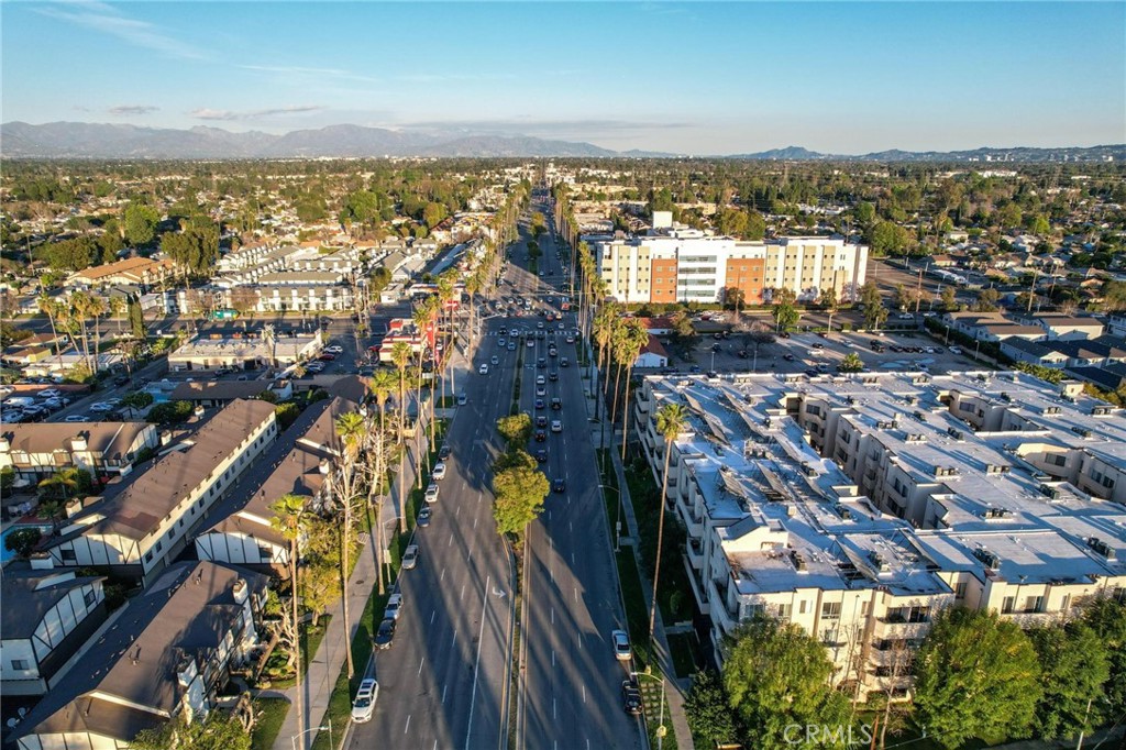 19350 Sherman Way 338