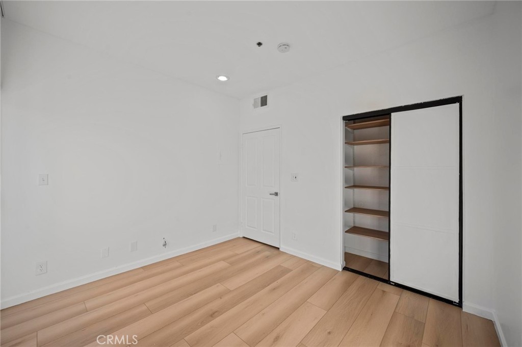 19350 Sherman Way 338