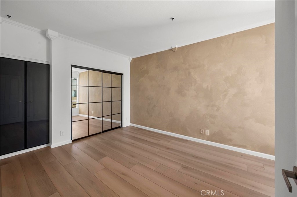 19350 Sherman Way 338