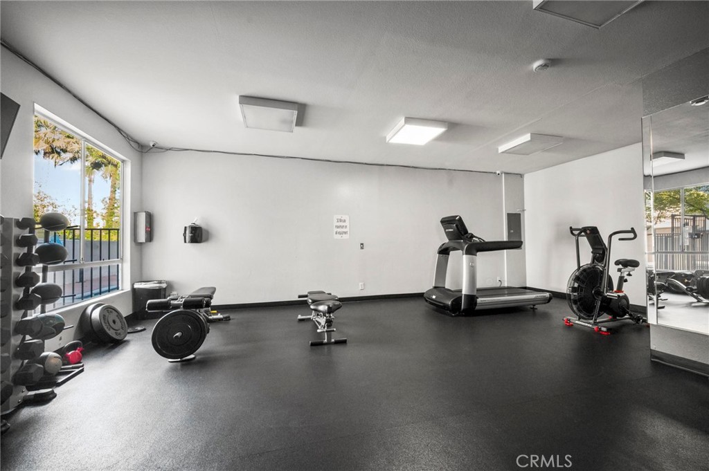 19350 Sherman Way 338