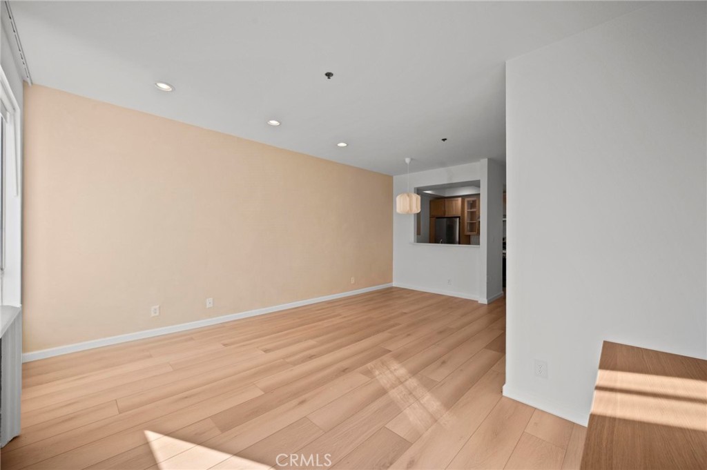 19350 Sherman Way 338