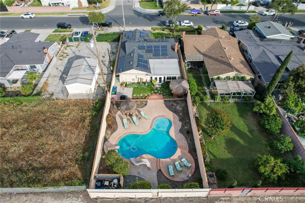 3465 Halbrite Avenue