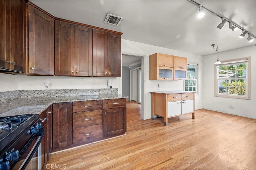 536 Avenue 64
