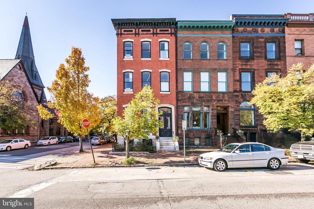 1700 PARK
