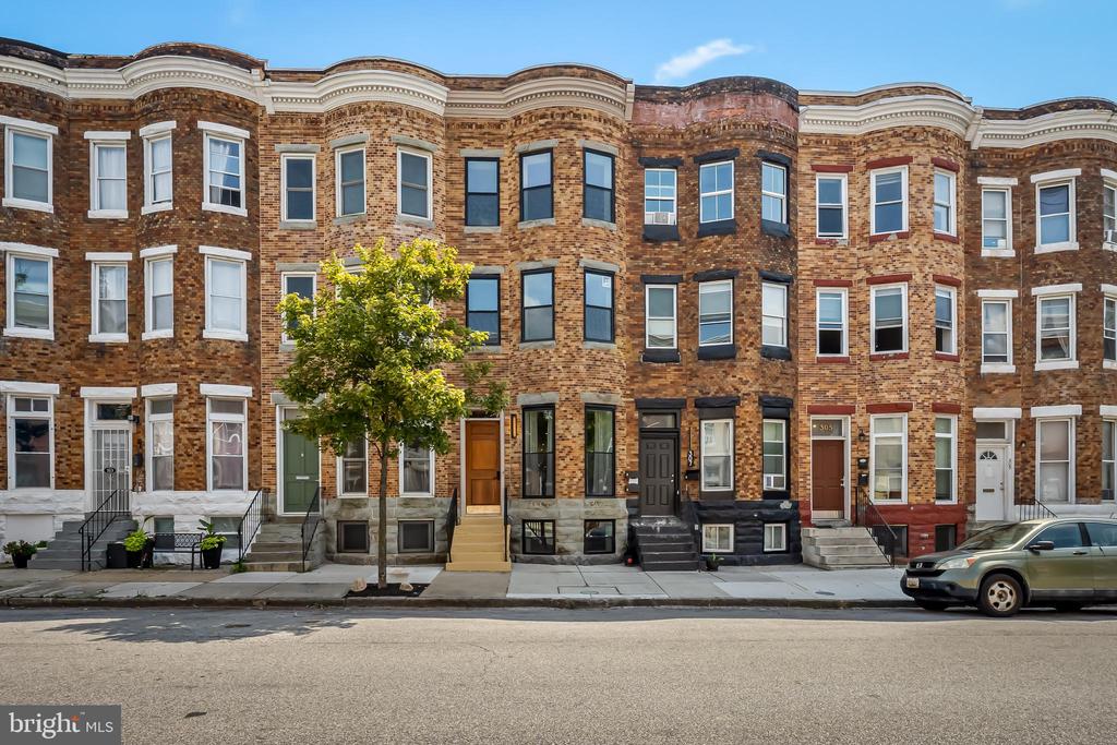 309 E 22nd Street | Fully Renovated Baltimore Townhome