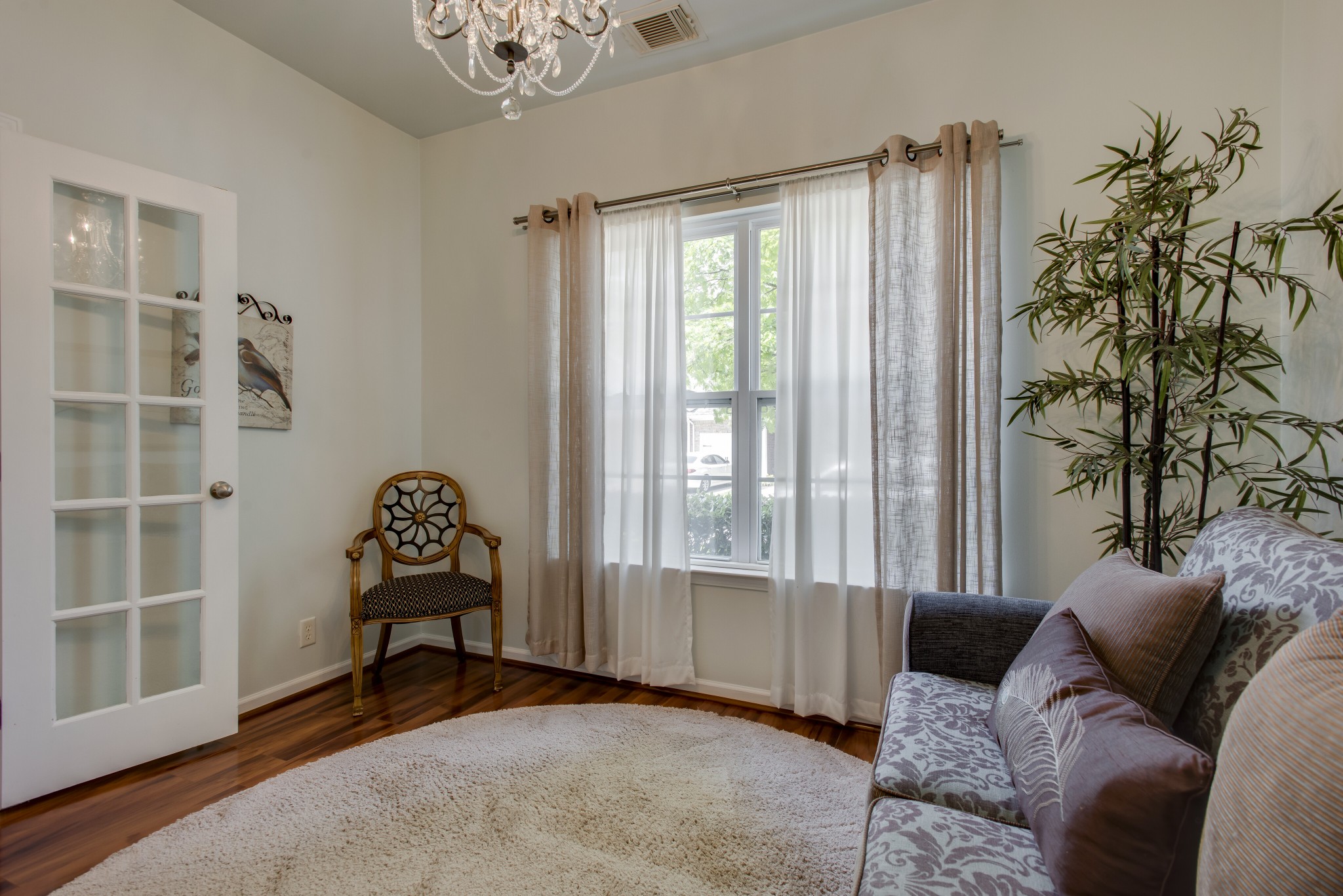 833 Barrington Place Dr