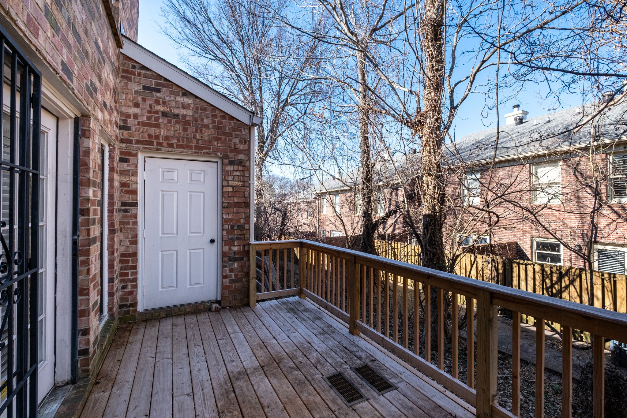 111 Matthew Ln