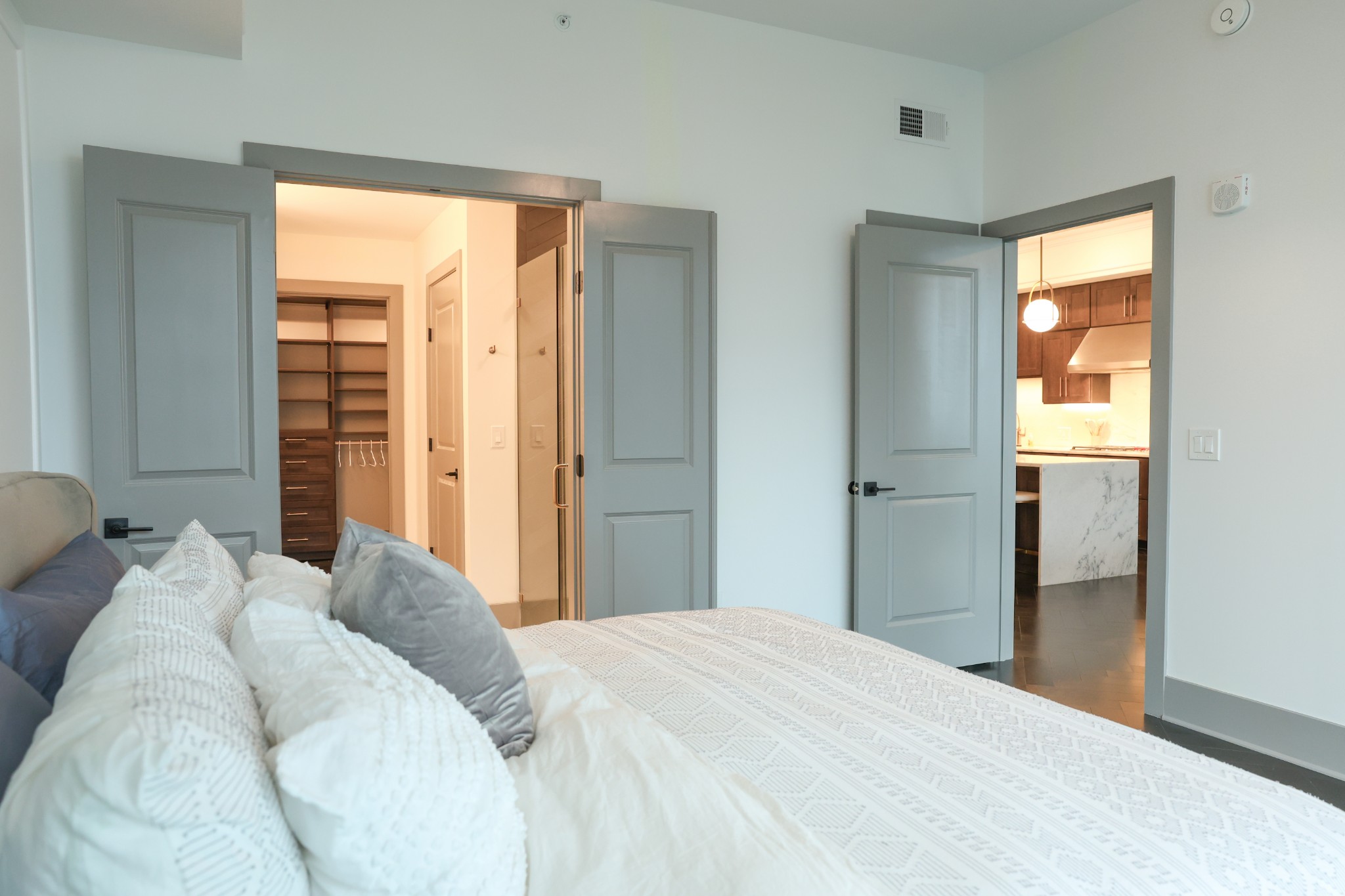 1616 W End Ave Unit: 2505