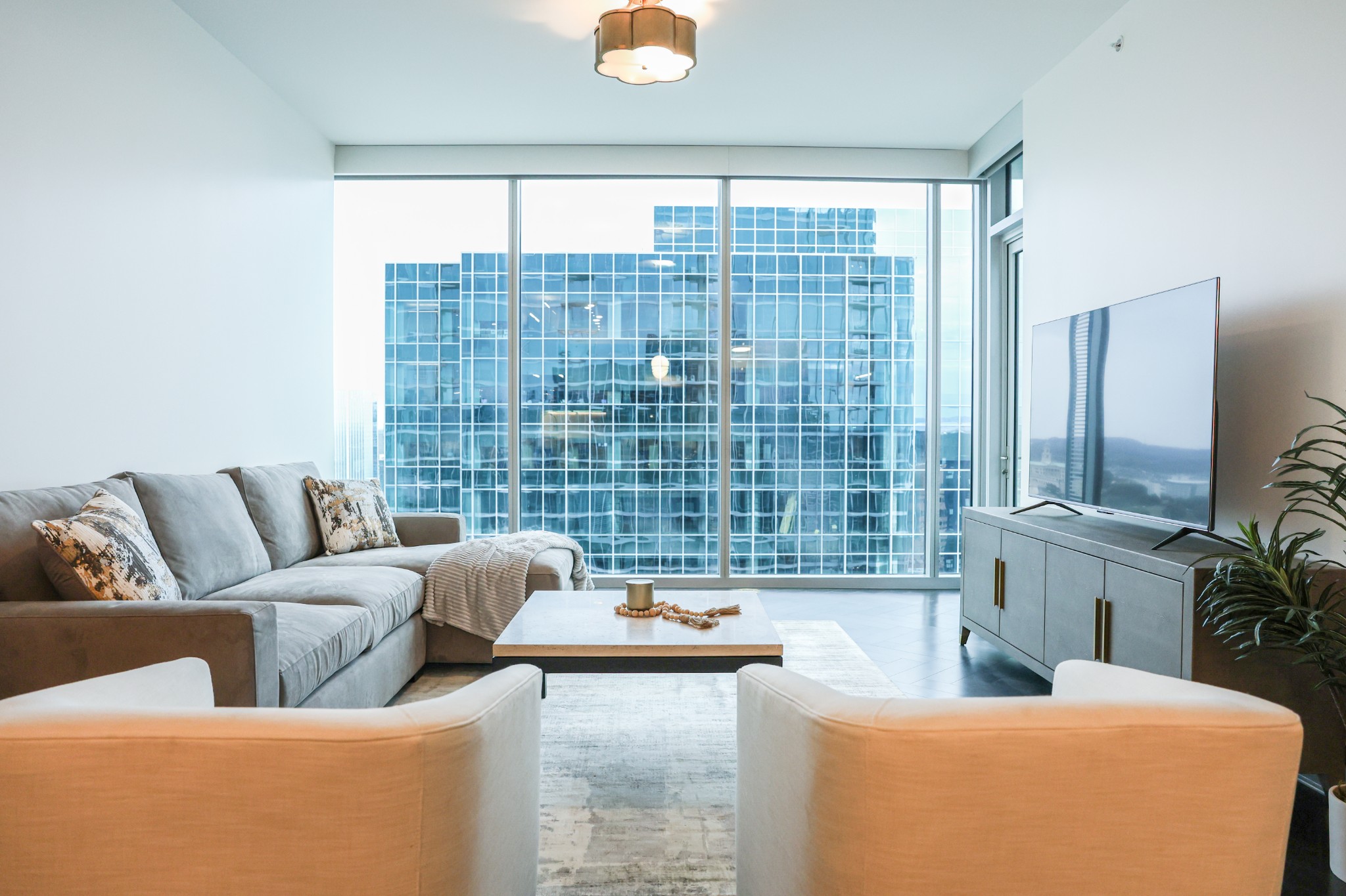 1616 W End Ave Unit: 2505